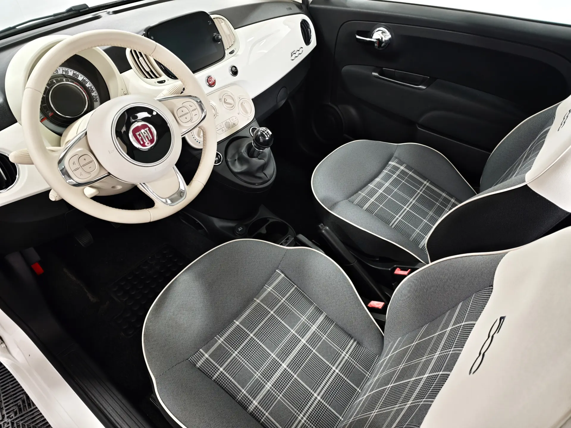 Fiat 500 1.2 Lounge S&S 18