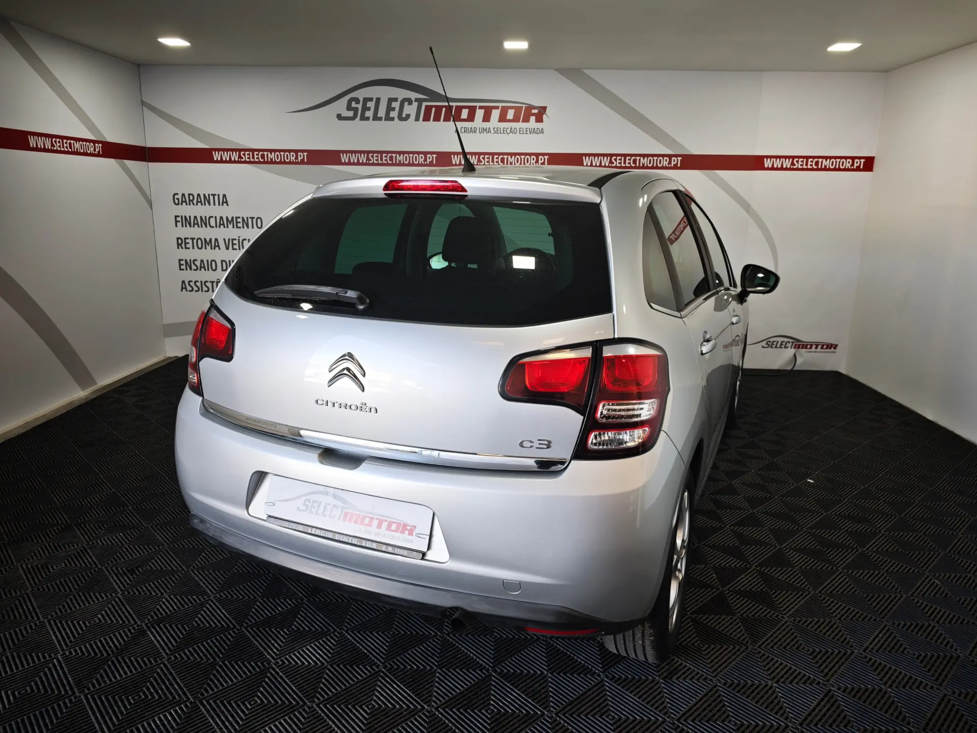 Citroen C3 1.2 PureTech Shine 4