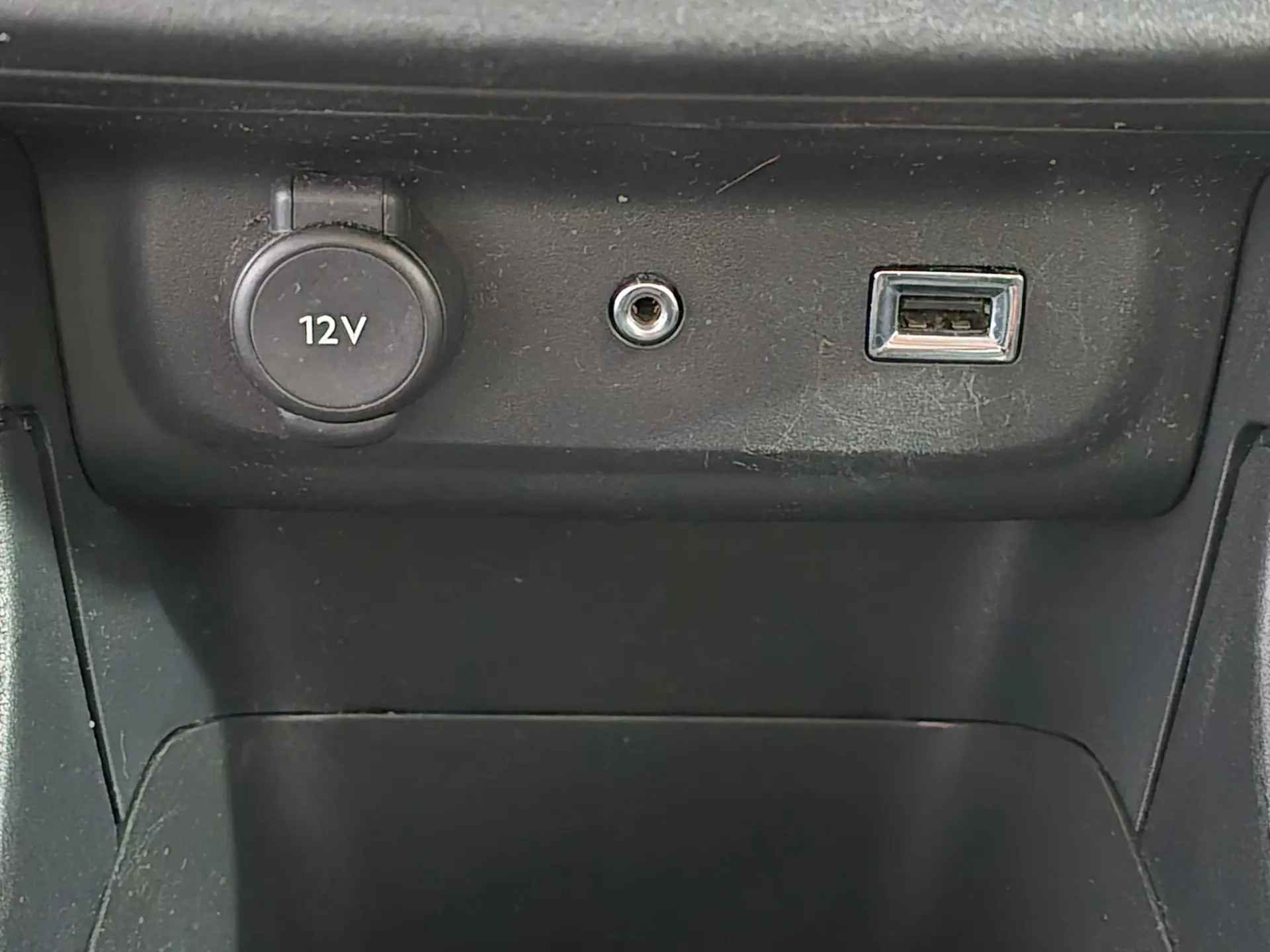 Citroën C3 1.6 BlueHDi Feel 10