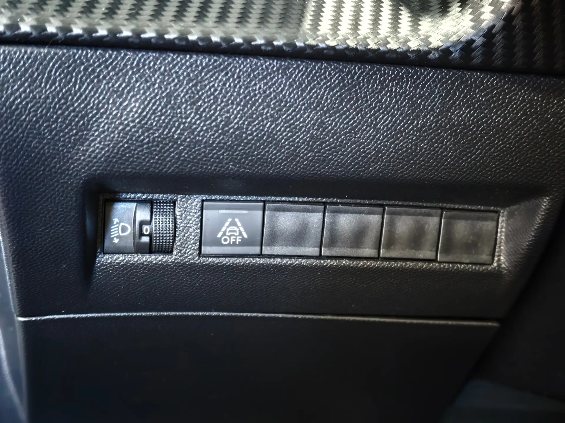 Peugeot 208 1.2 PureTech Active 19
