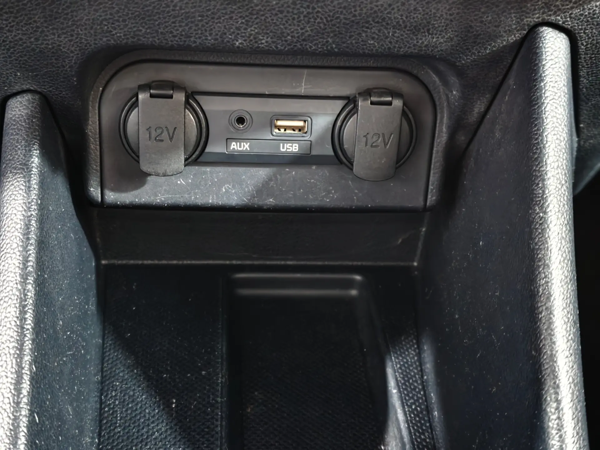 Kia Rio 1.2 CVVT More 12