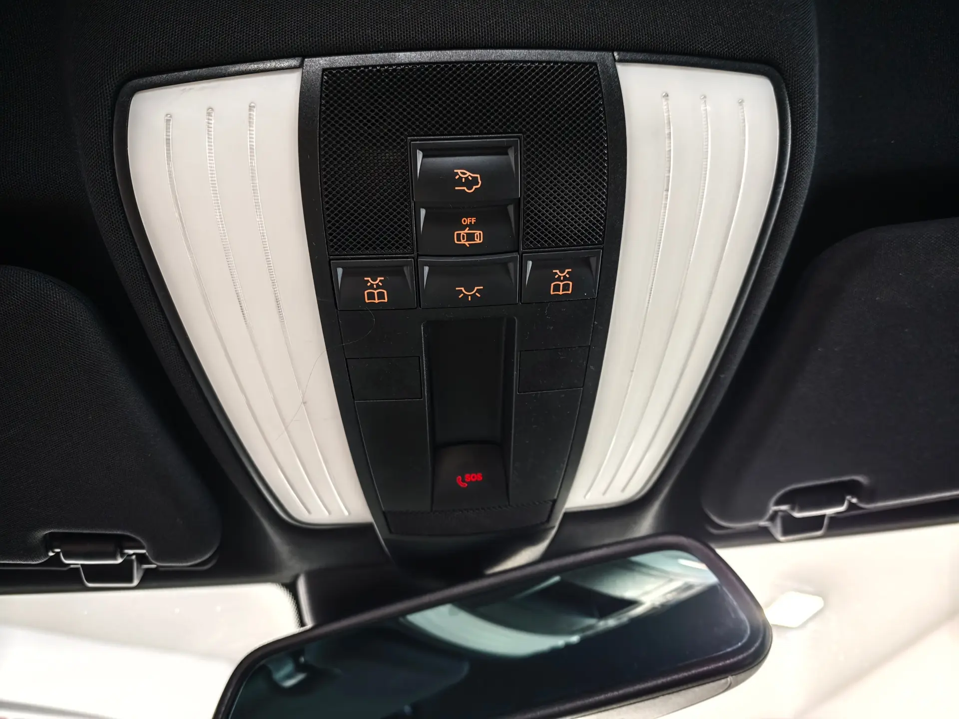 Mercedes-Benz E 220 BlueTEC BE Edition Auto. 26