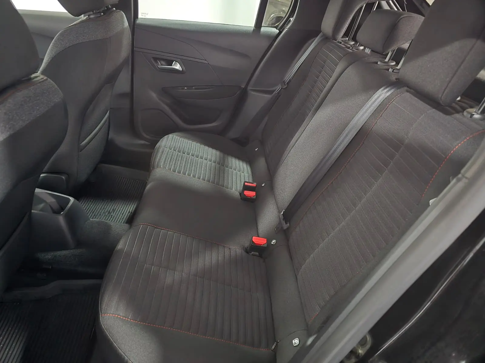 Peugeot 208 1.2 PureTech Active Pack 17