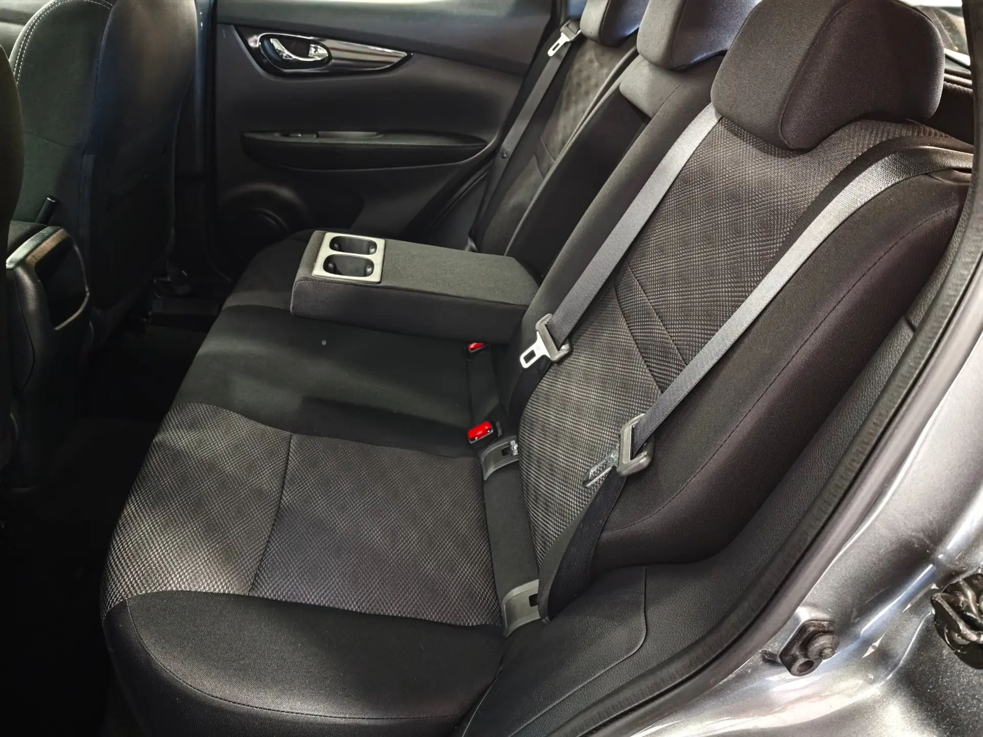 Nissan Qashqai 1.5 dCi N-Connecta 18 20