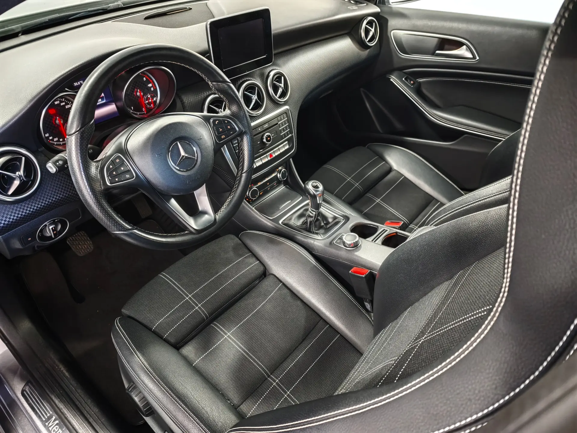 Mercedes-Benz A 180 d Style 20