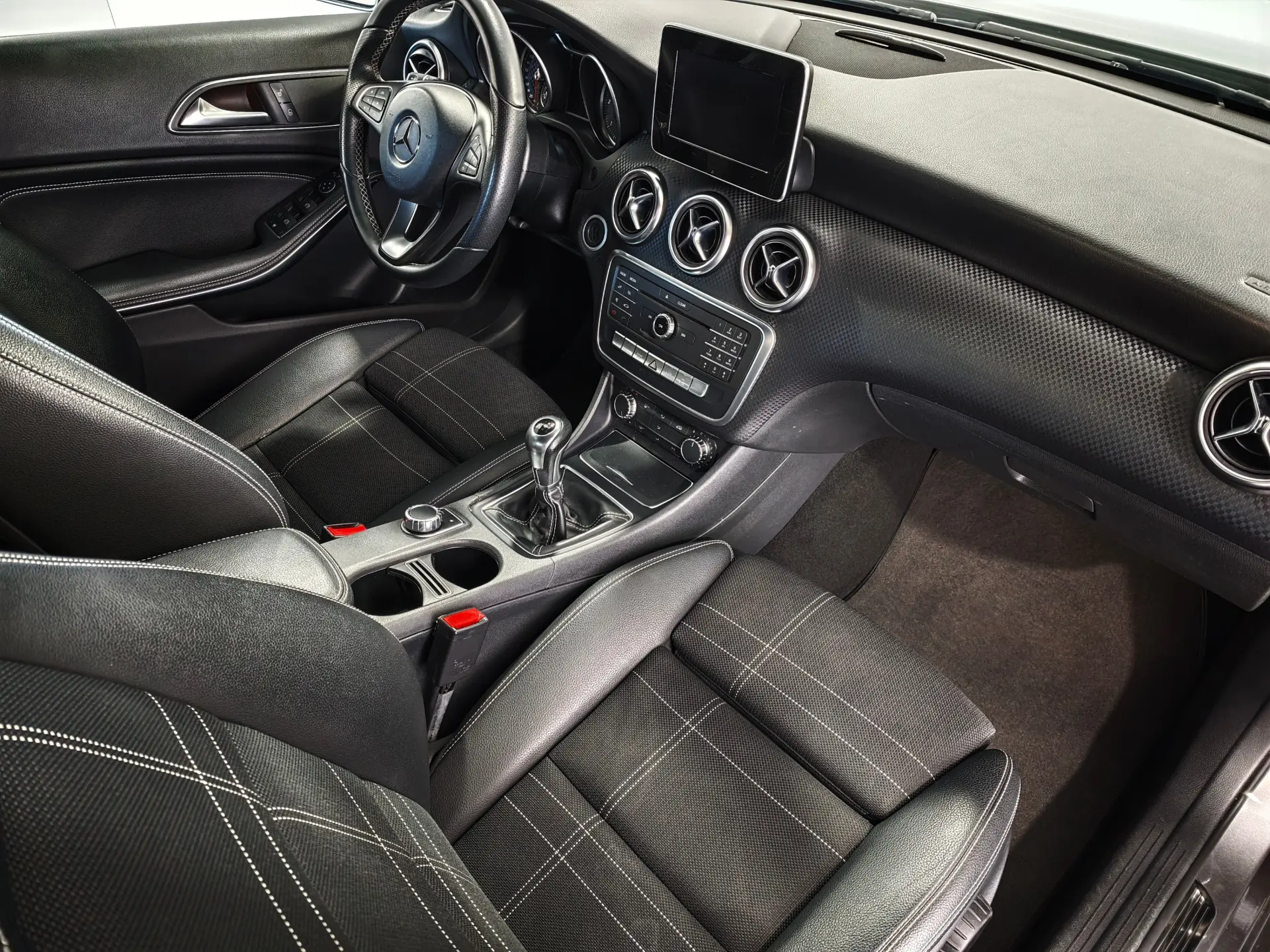 Mercedes-Benz A 180 d Style 24