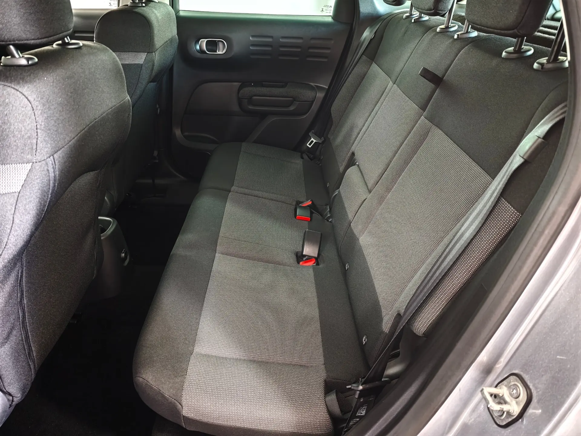 Citroen C3 Aircross 1.2 PureTech Shine 22