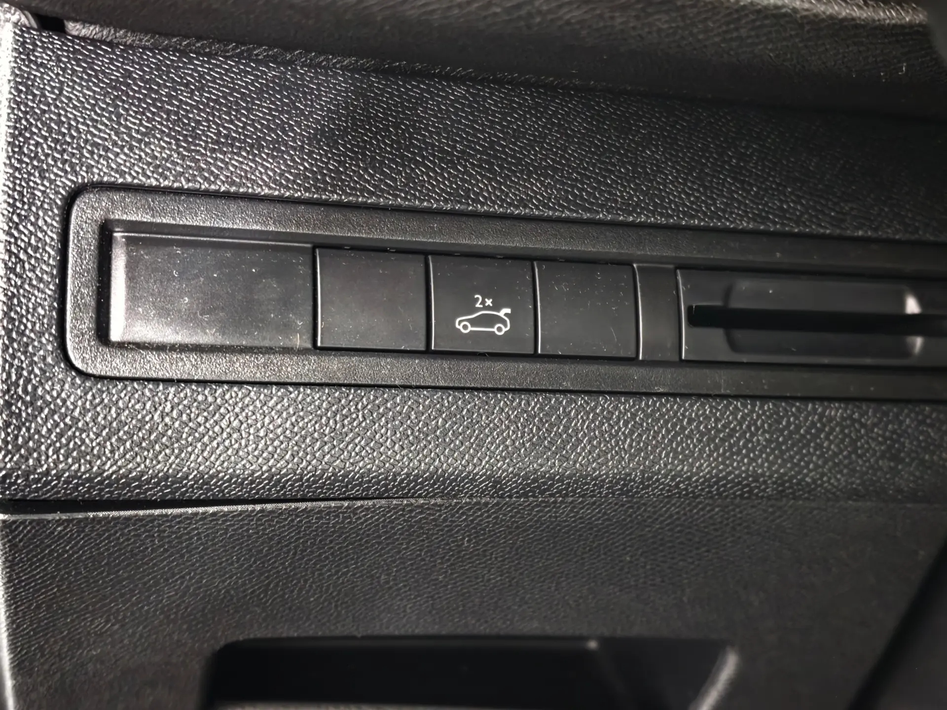 Peugeot 5008 2.0 BlueHDi GT Line EAT8 19