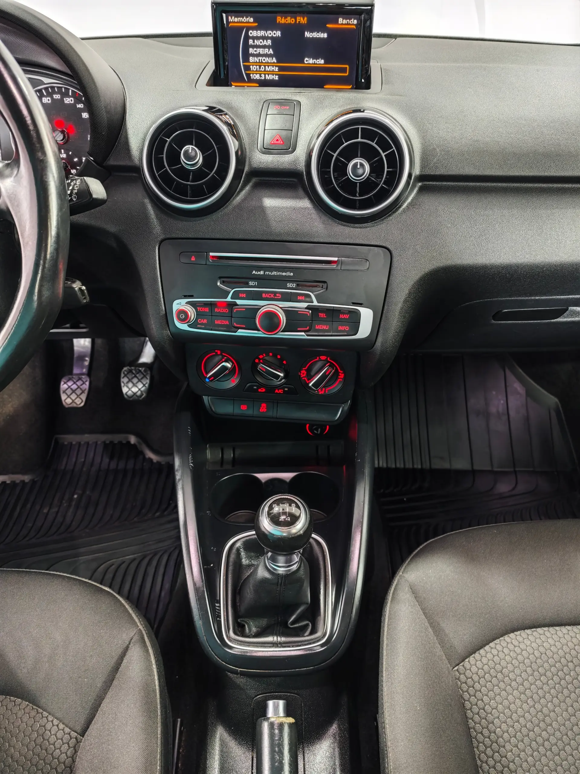 Audi A1 Sportback 1.4 TDI S-line 14