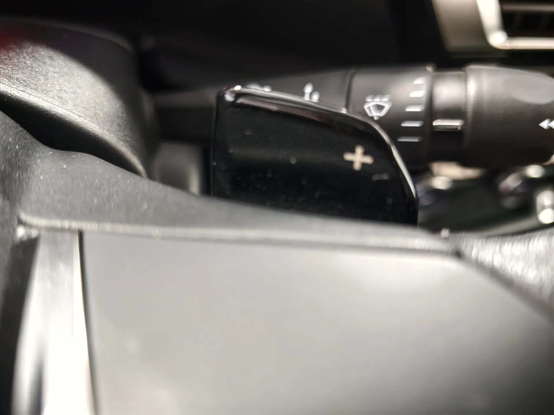 Citroen C4 PureTech 130 Stop&Start EAT8 FEEL PACK 17