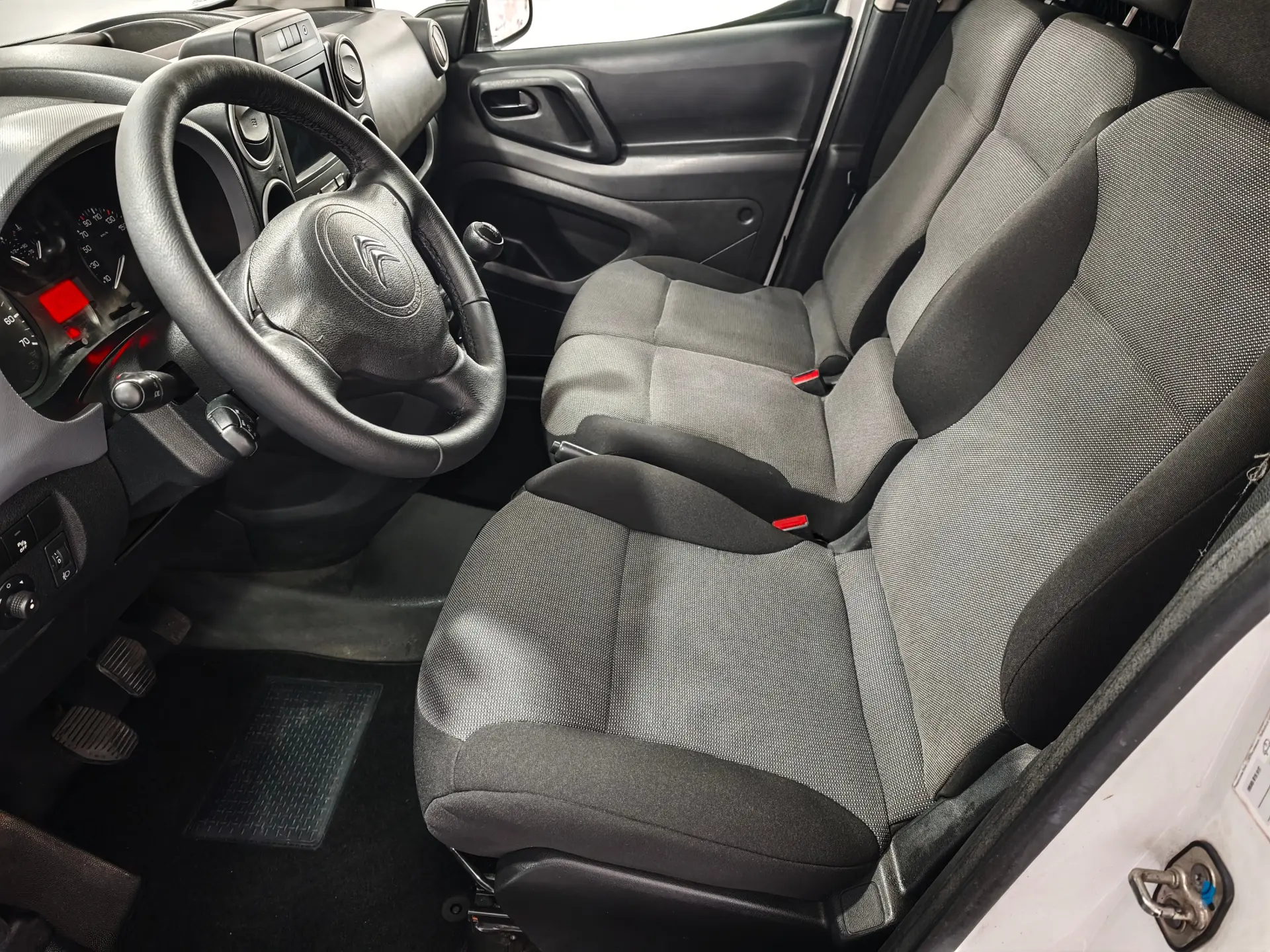 Citroen Berlingo 1.6 BlueHDi Feel 19