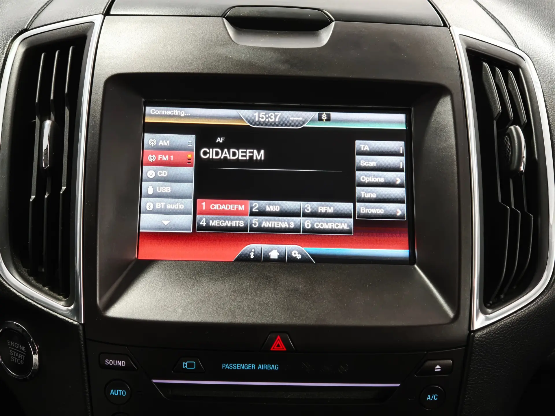 Ford S-Max 2.0 TDCi Titanium 10