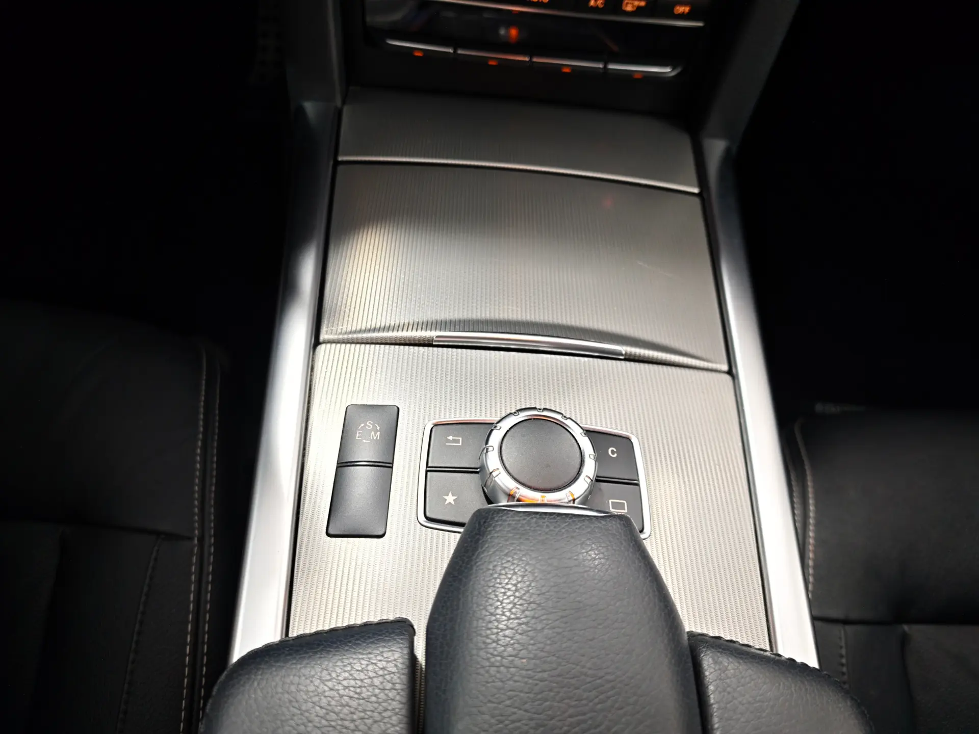 Mercedes-Benz E 220 BlueTEC BE Edition Auto. 15