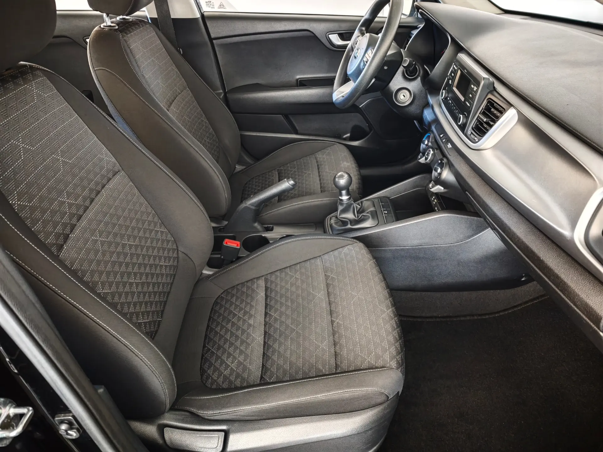 Kia Rio 1.2 CVVT LX 21