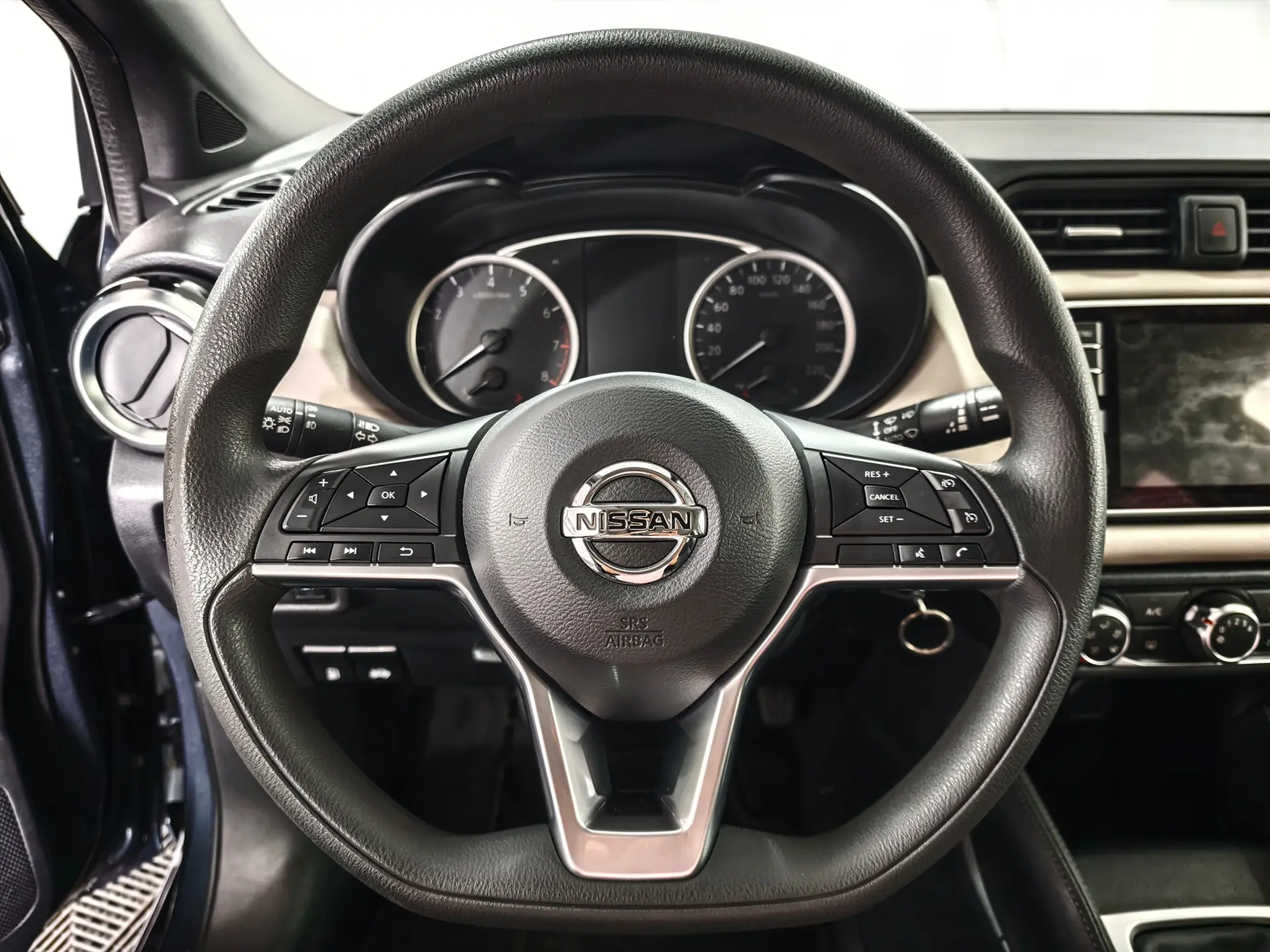 Nissan Micra 1.0 IG-T Kiiro 13