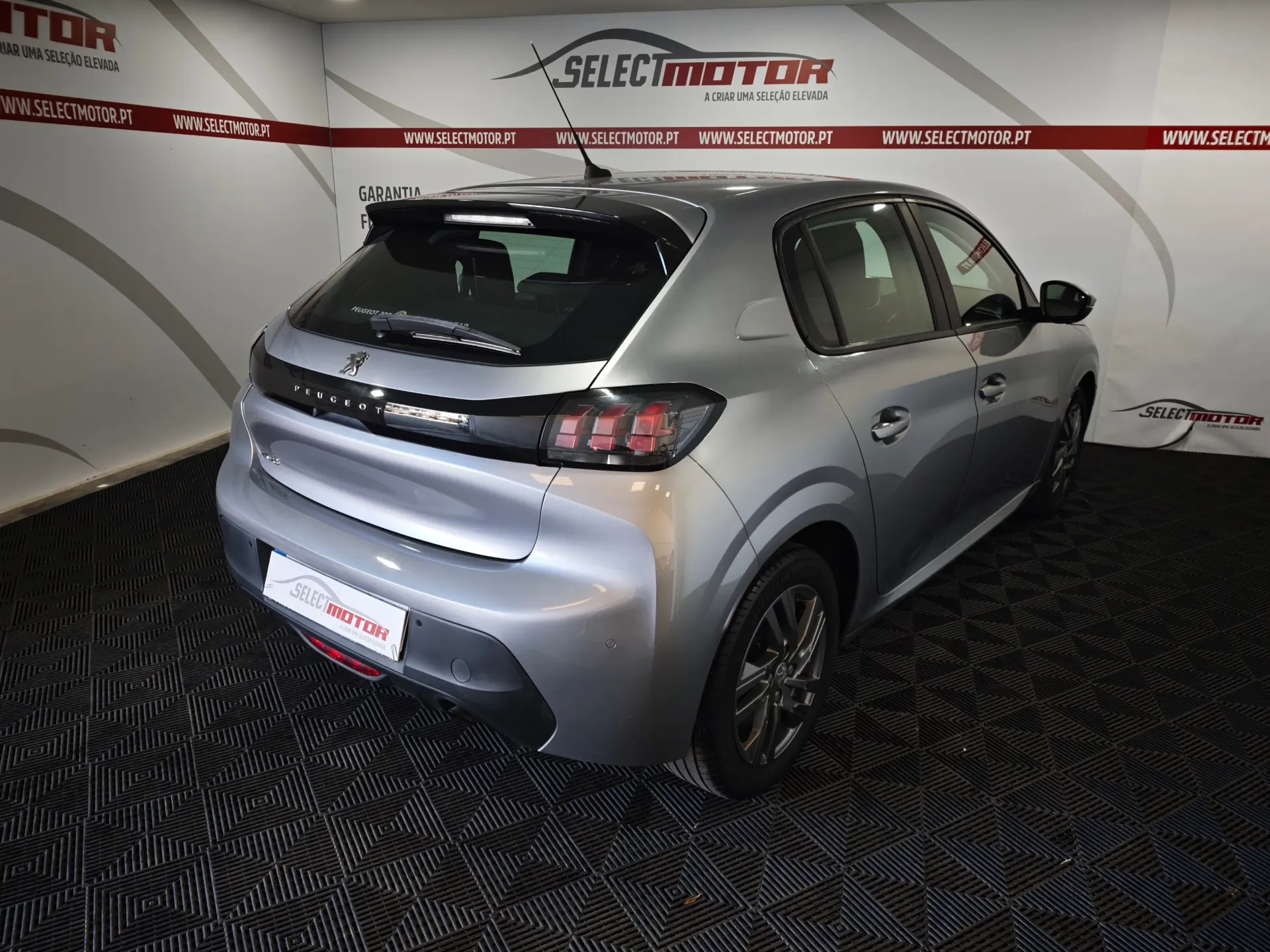 Peugeot 208 1.2 PureTech Active 5