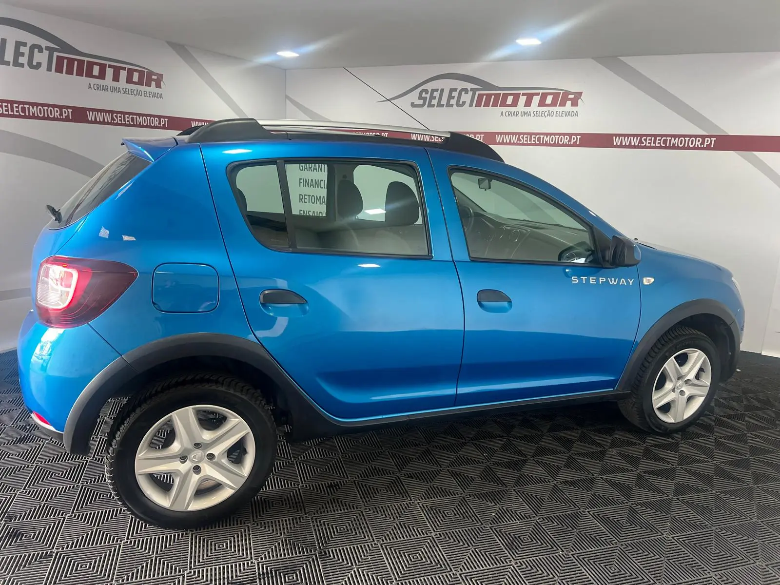 Dacia Sandero 1.5 dCi Stepway 6