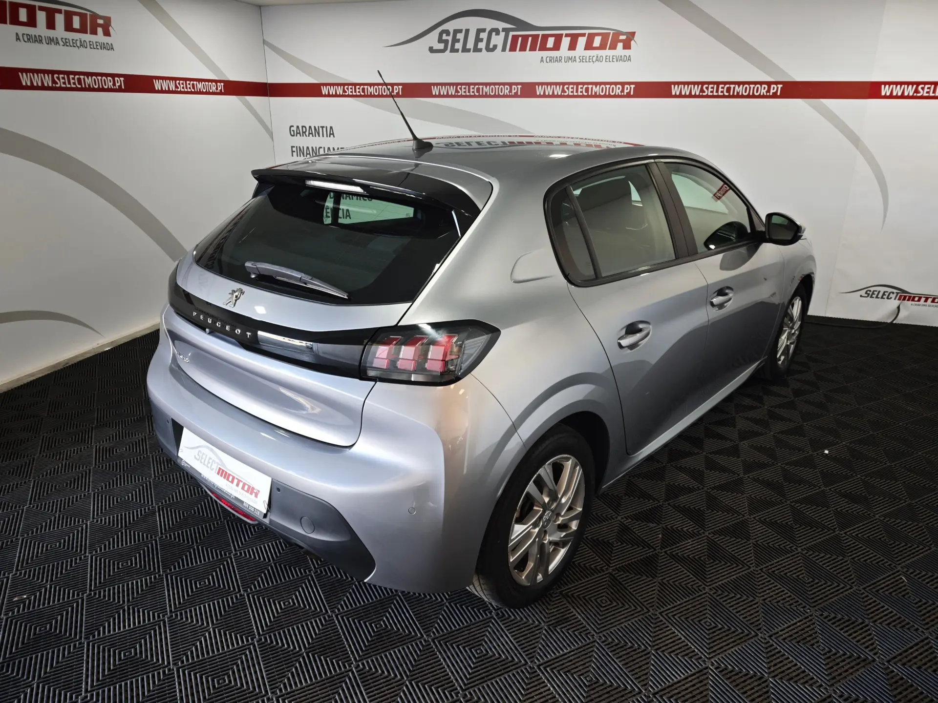 Peugeot 208 1.2 PureTech Active 6