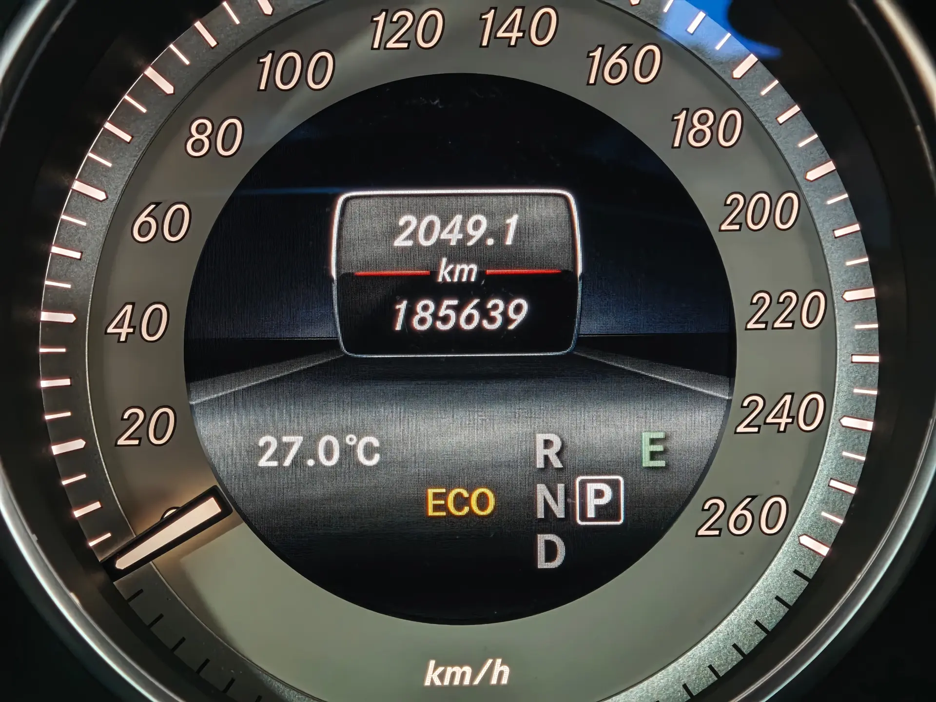 Mercedes-Benz E 220 BlueTEC BE Edition Auto. 8