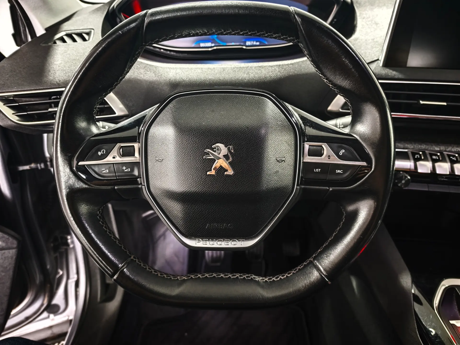 Peugeot 3008 1.2 PureTech Allure Pack 14