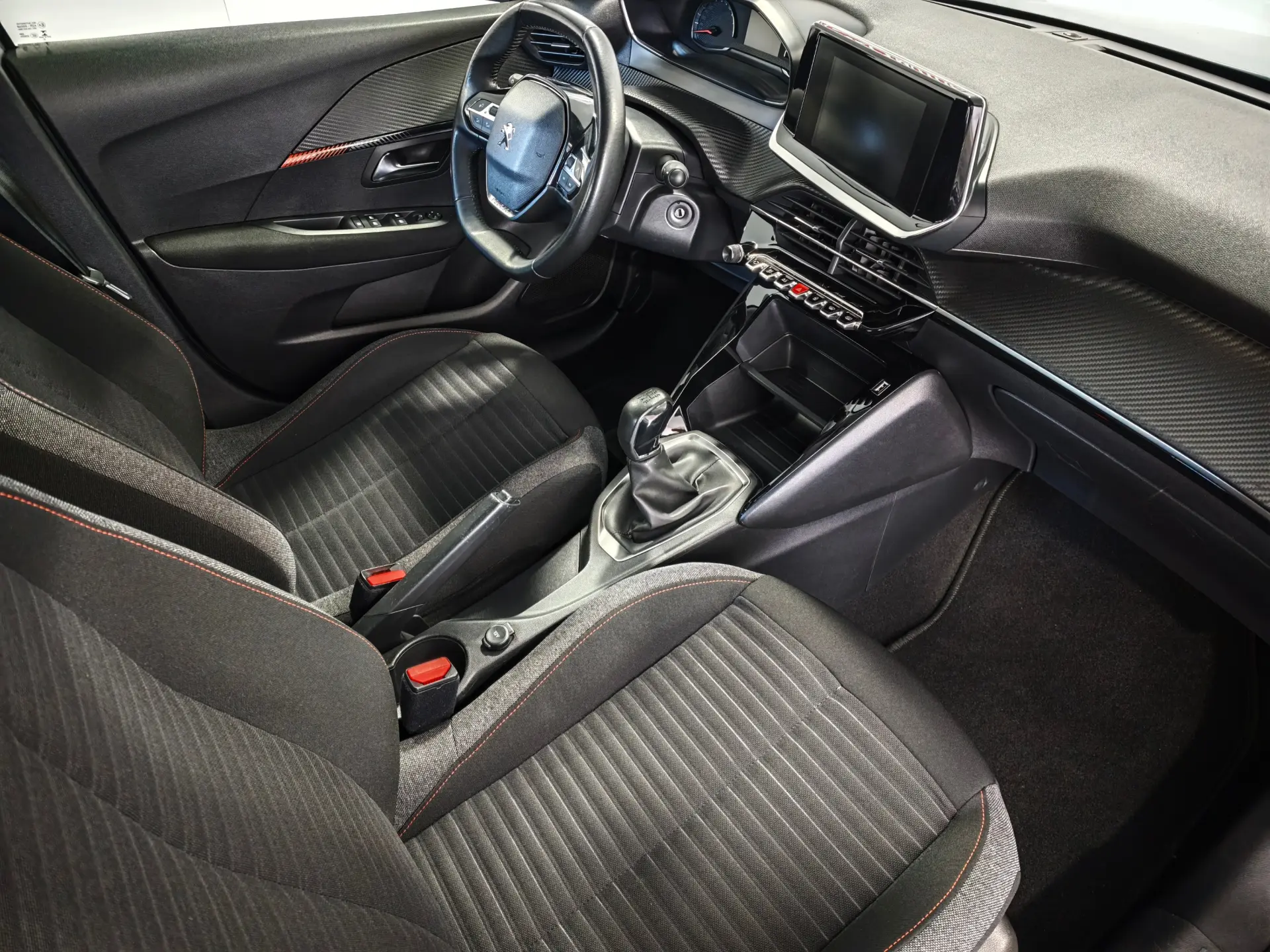 Peugeot 208 1.2 PureTech Active 26