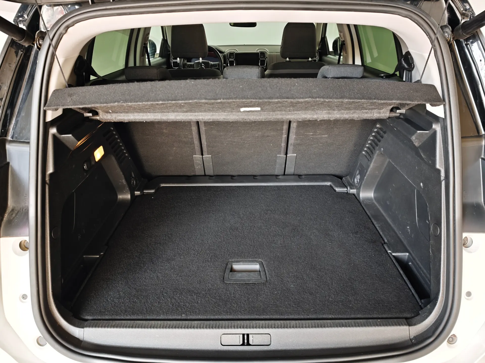 Citroen C5 Aircross 1.2 PureTech Shine 29