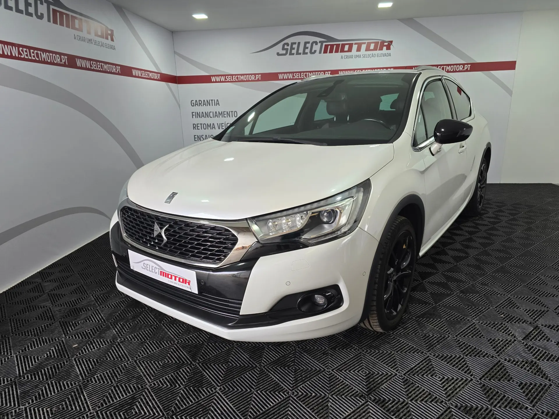 Citroën DS4 1.6 BlueHDi So Chic EAT6 2