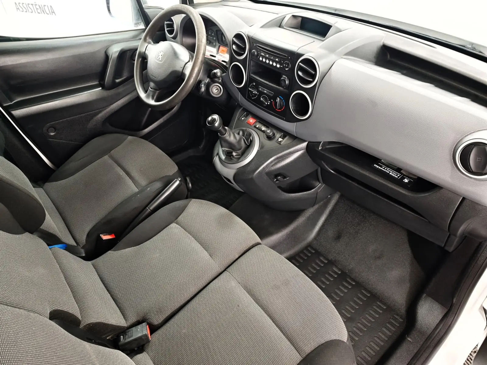 Peugeot Partner 1.6 BlueHDi Confort 21