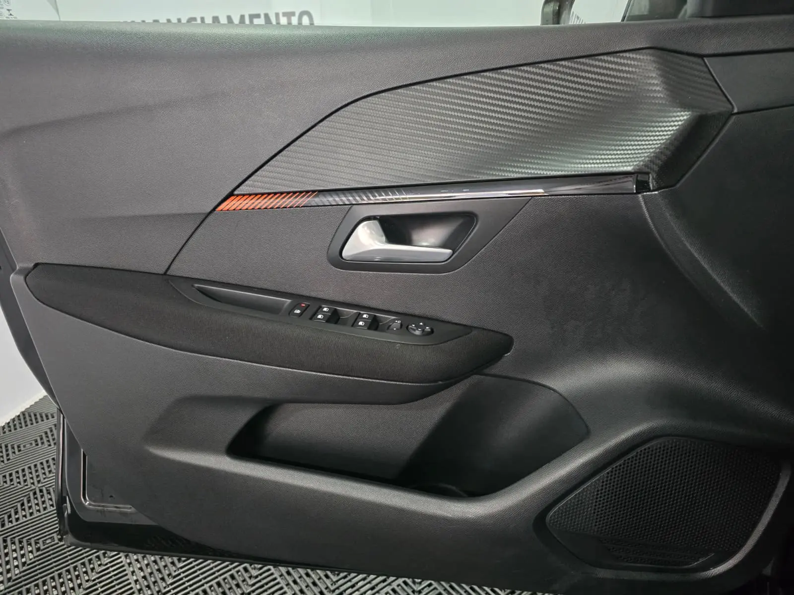 Peugeot 208 1.2 PureTech Active Pack 14