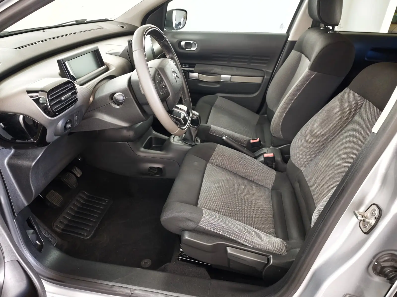 Citroen C4 Cactus 1.2 PureTech Feel 18