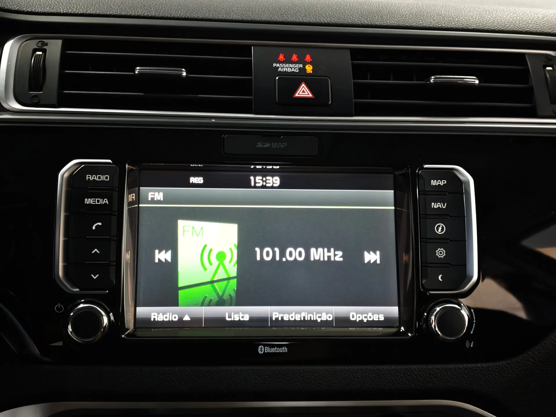 Kia Rio 1.2 CVVT More 8