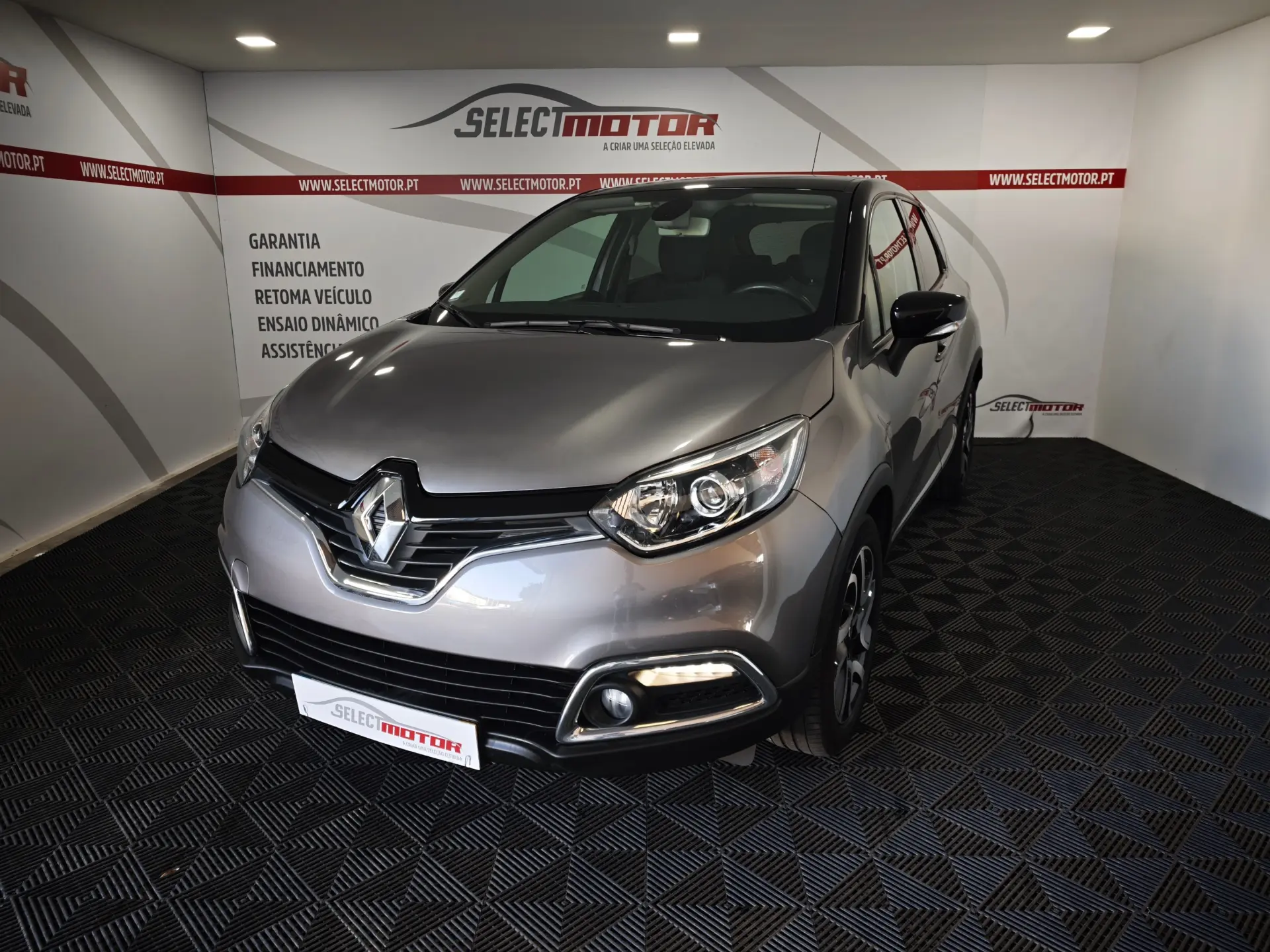 Renault Captur 0.9 TCE Exclusive 1