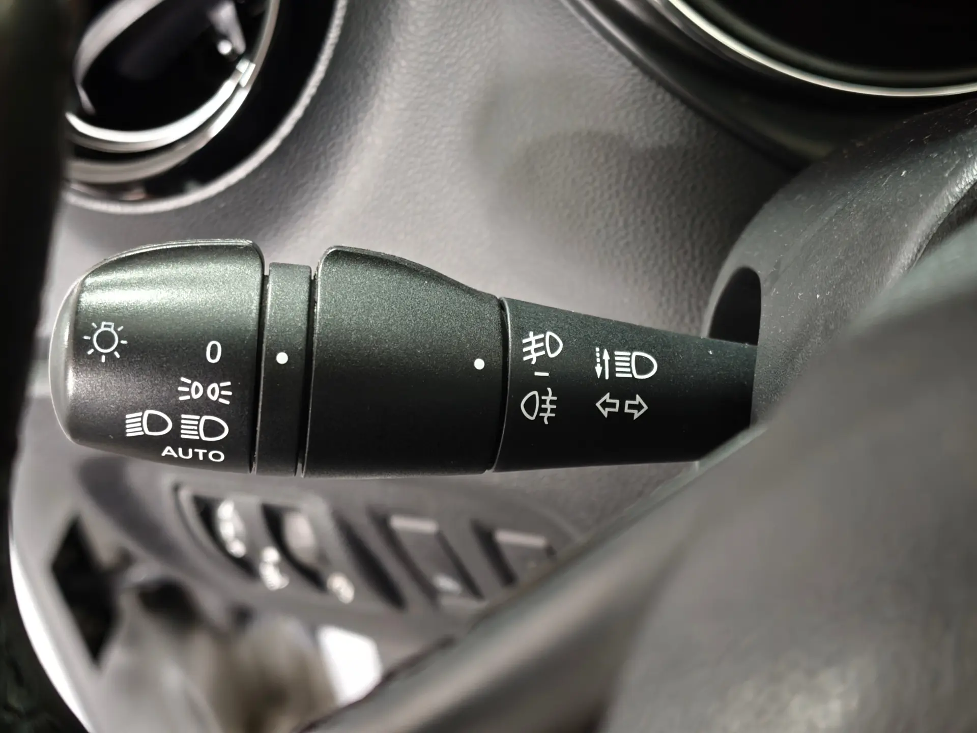 Renault Captur 1.5 dCi 18