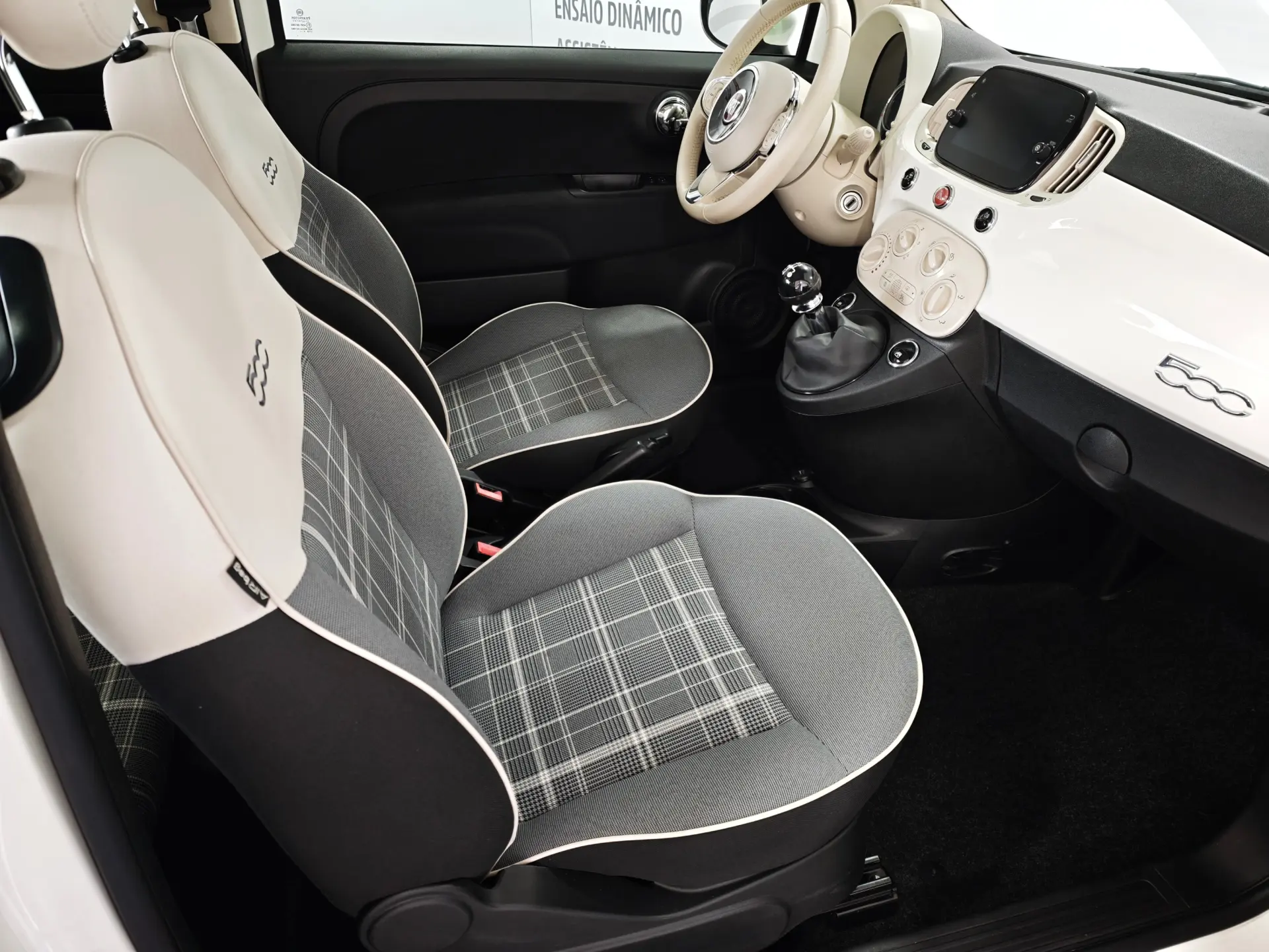 Fiat 500 1.2 Lounge S&S 21