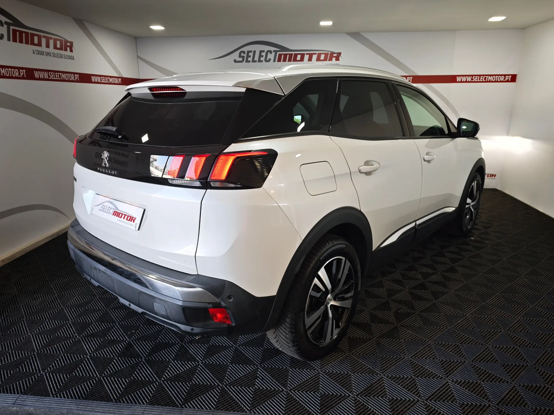 Peugeot 3008 1.2 PureTech Allure Pack 5