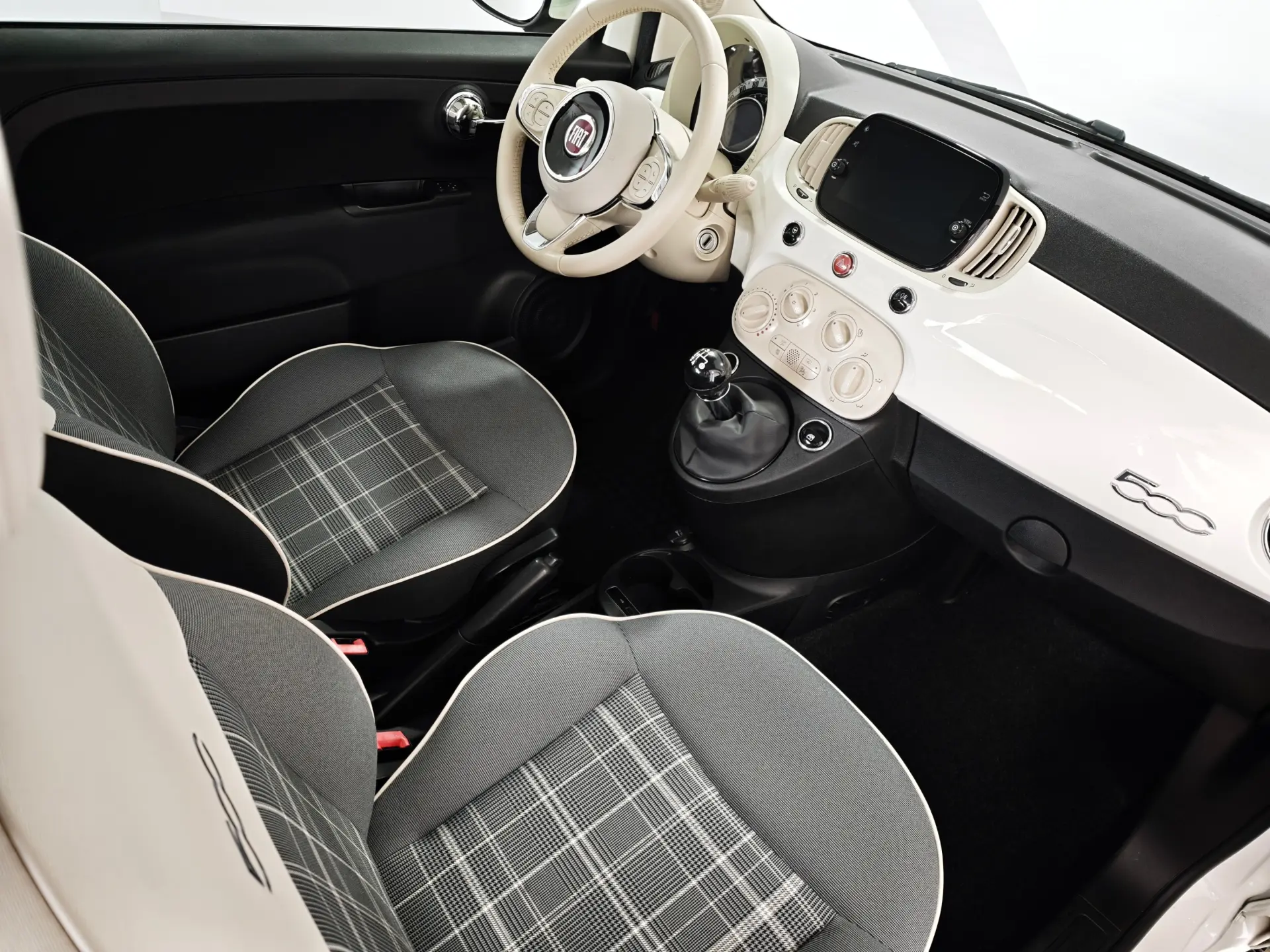 Fiat 500 1.2 Lounge S&S 22