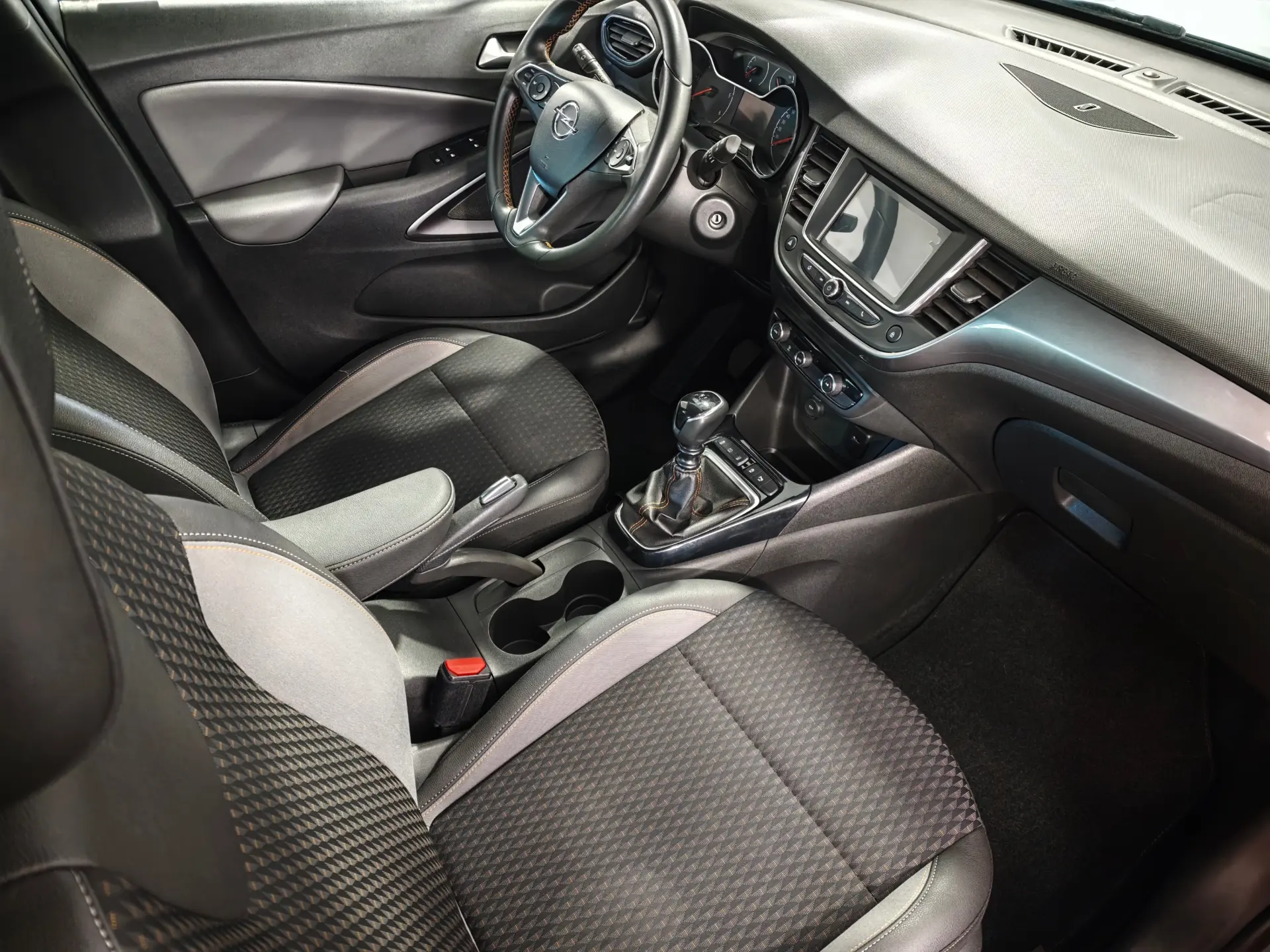 Opel Crossland X 1.6 CDTi Innovation 25