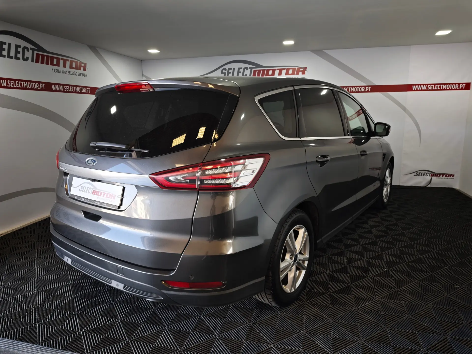 Ford S-Max 2.0 TDCi Titanium 5