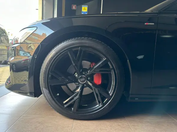 Audi A6 Avant Sport 40 TDI quattro S line HUD Matrix Black Edition 14