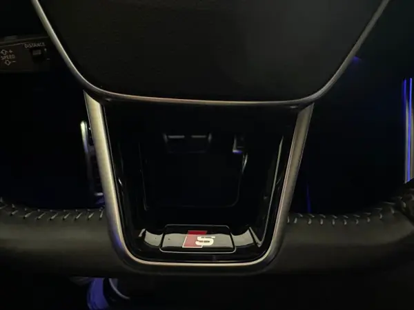 Audi A6 Avant Sport 40 TDI quattro S line HUD Matrix Black Edition 22