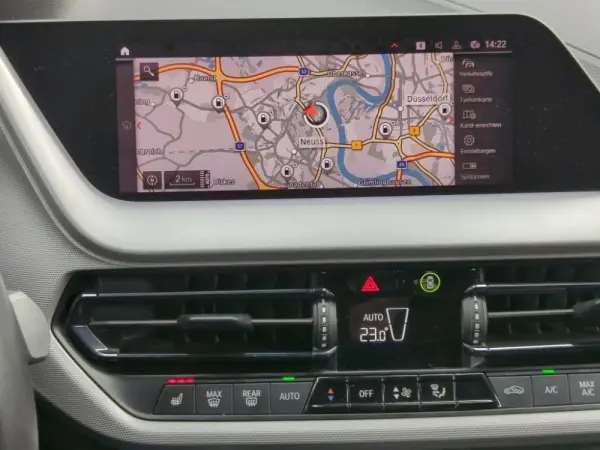 BMW 116 d Aut. Advantage 6