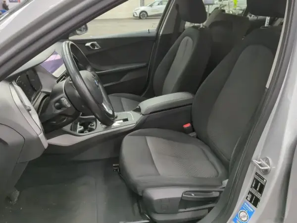 BMW 116 d Aut. Advantage 7