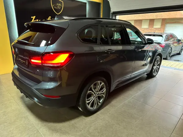 BMW X1 16 d sDrive xLine Auto 5