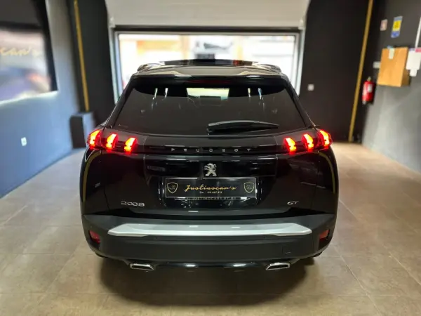 Peugeot 2008 1.2 PureTech GT Pack EAT8 6