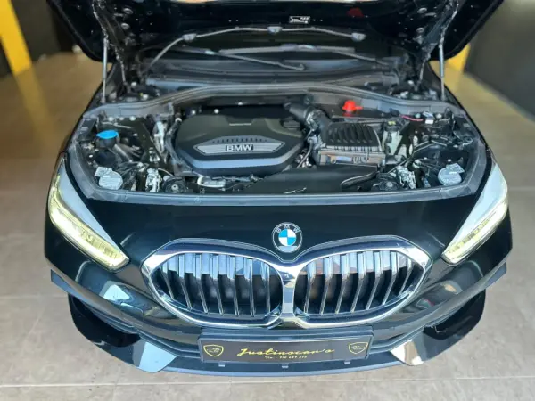 BMW 116 d Advantage Auto 10