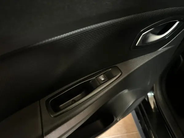 Renault Clio Sport Tourer 1.5 dCi GT Line 28