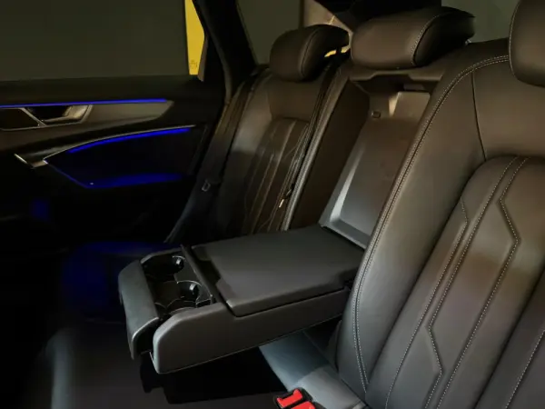 Audi A6 Avant Sport 40 TDI quattro S line HUD Matrix Black Edition 37