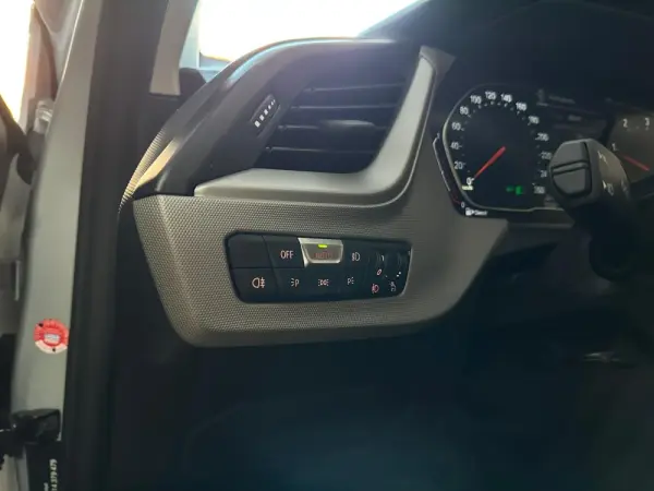 BMW 116 d Aut. Advantage 15