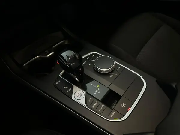 BMW 116 d Aut. Advantage 24