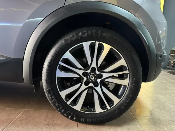 Renault Captur 1.6 E-Tech Plug-In Initiale Paris 9